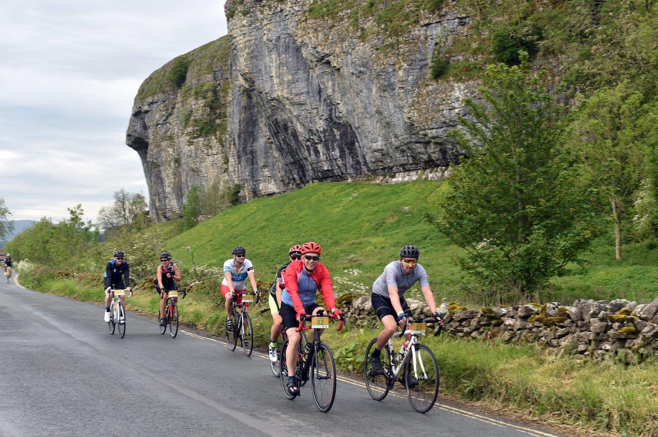 Le Petit Depart cyclists