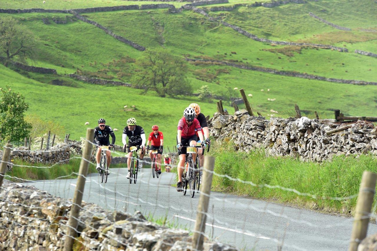 Le Petit Depart cyclists