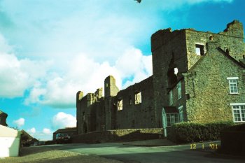 Middleham Castle, Wensleydale, in the Yorkshire Dales