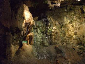 Stump Cross Caverns