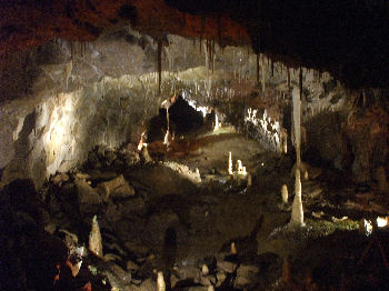 Stump Cross Caverns